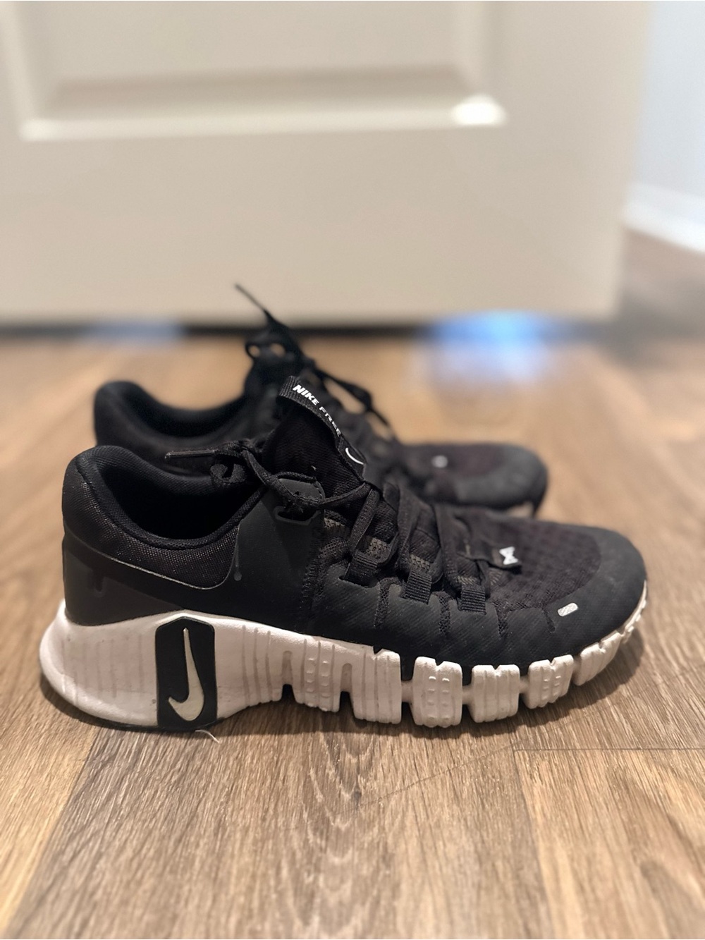 Nike Black and White Running Shoes